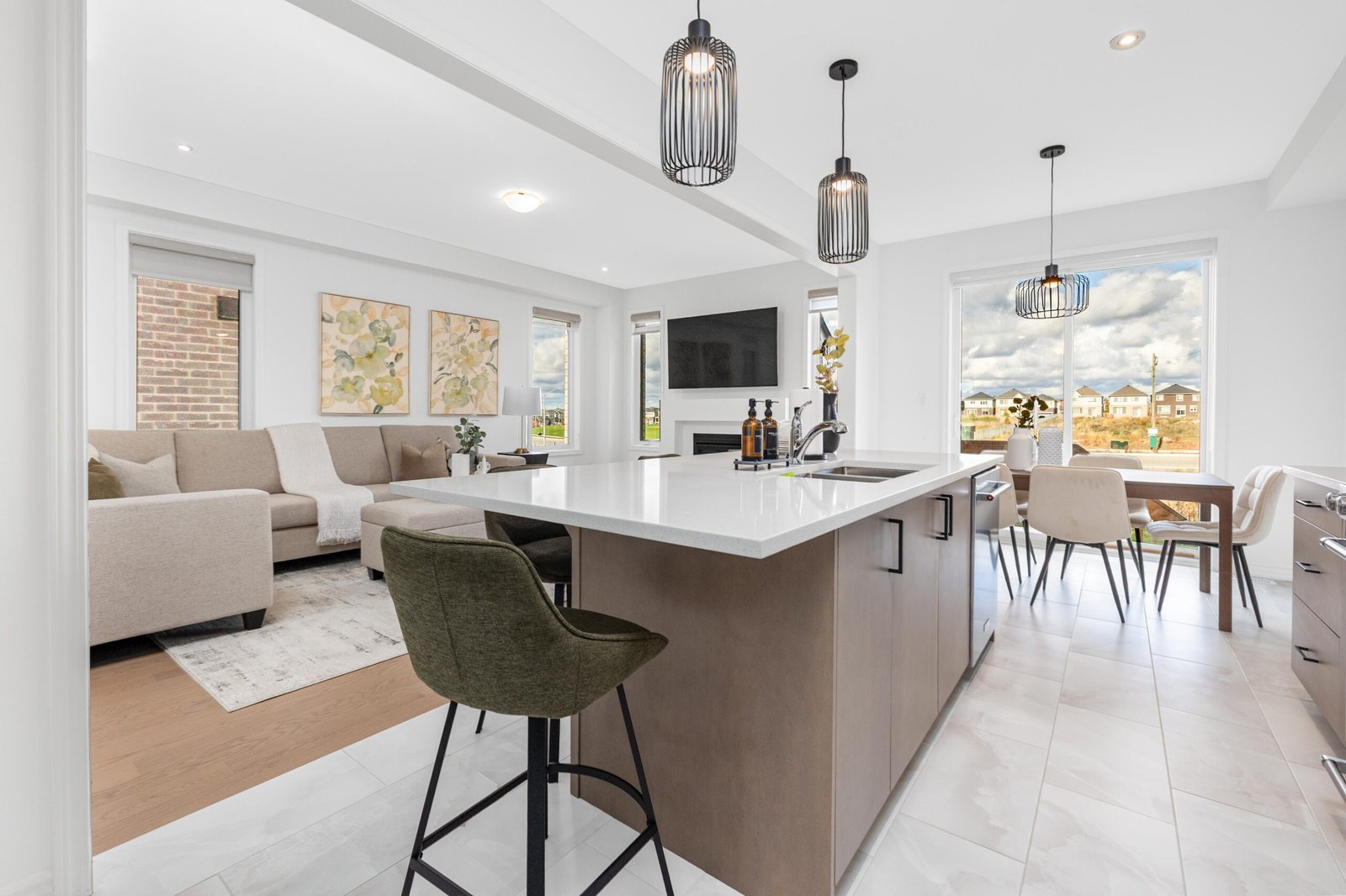 18 McBride Trail, Barrie-26